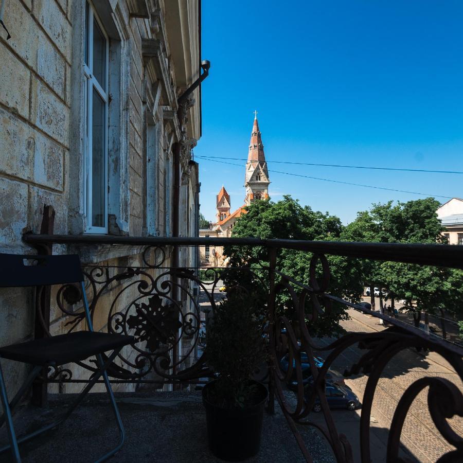 Апарт-Готель У Кірхи Odessa Extérieur photo